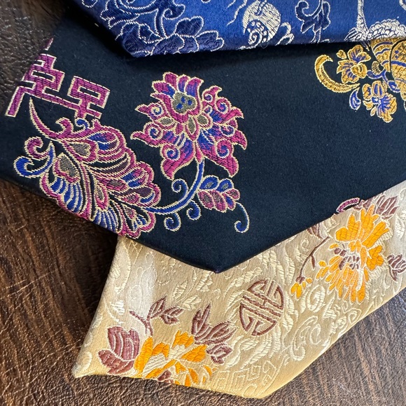 Four Asian themed ties for men - Picture 3 of 4